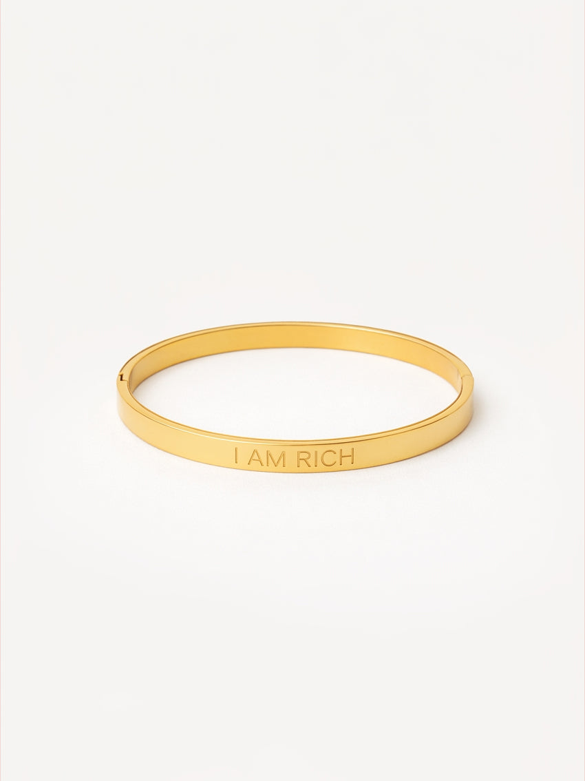 I am rich – I am that Bitch